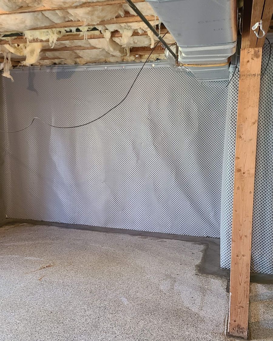 Crawl space wall encapsulation with dimple-board moisture barrier